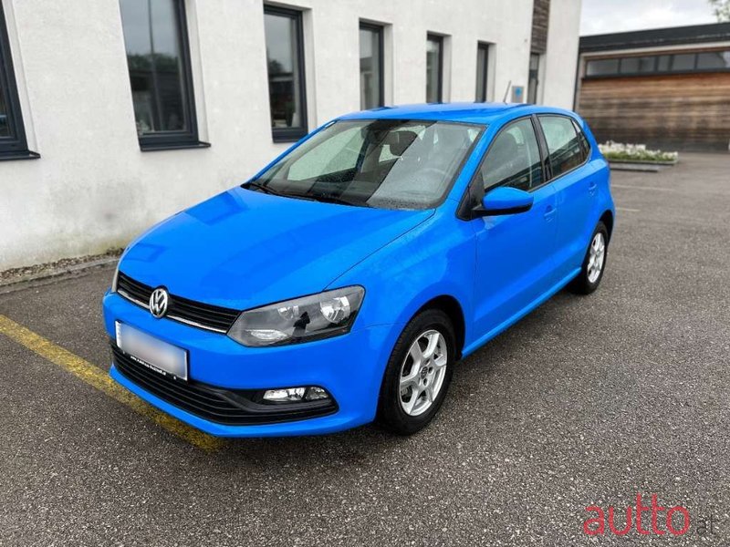 2015' Volkswagen Polo photo #1