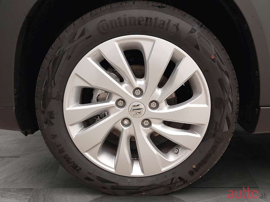 2024' Suzuki S-Cross photo #6