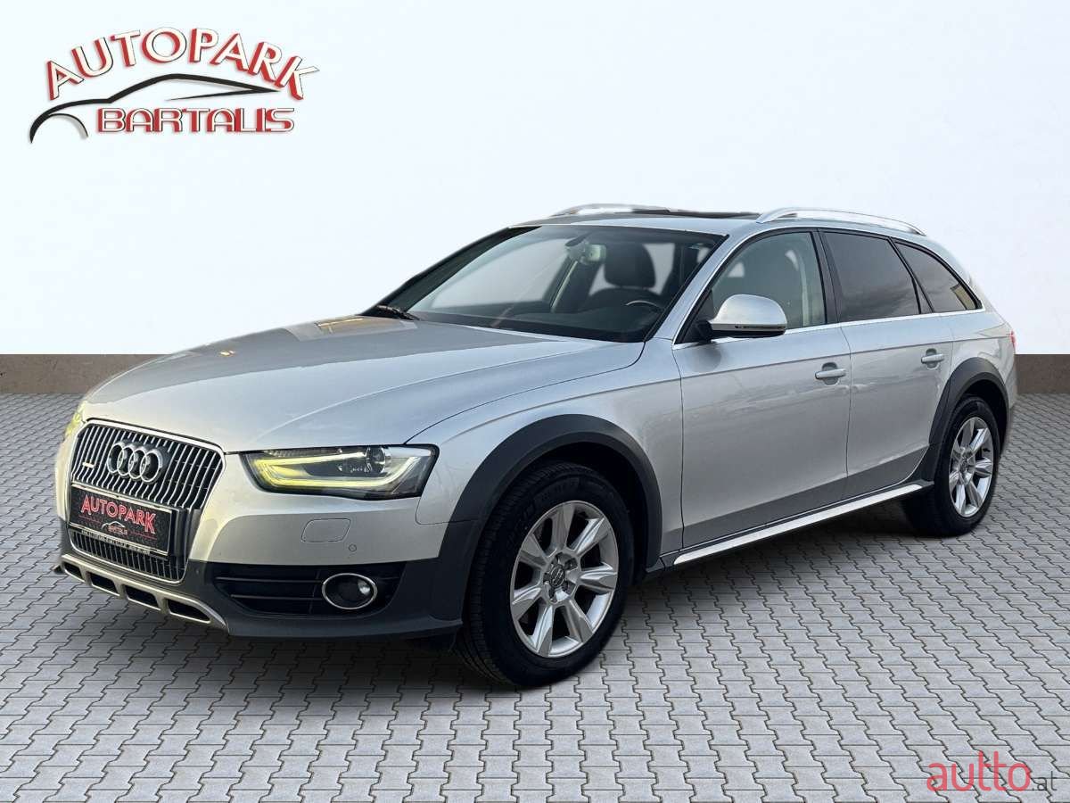 2012' Audi A4 Allroad photo #1