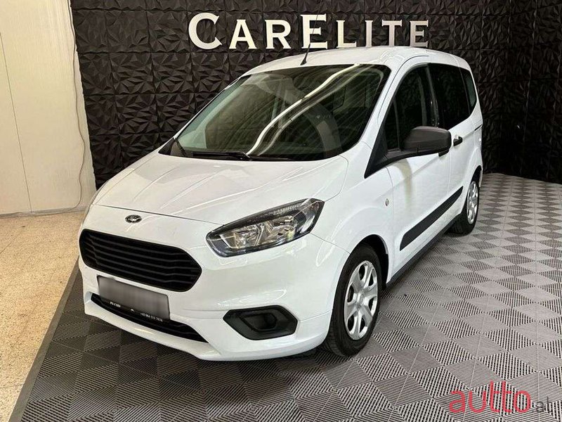 2019' Ford Tourneo Courier photo #1