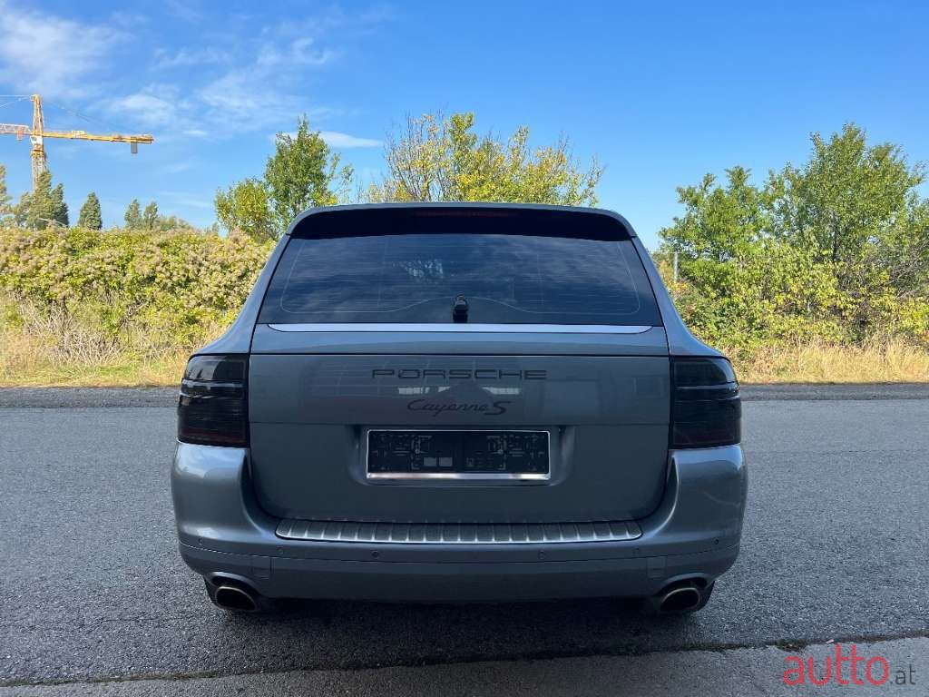 2006' Porsche Cayenne photo #5