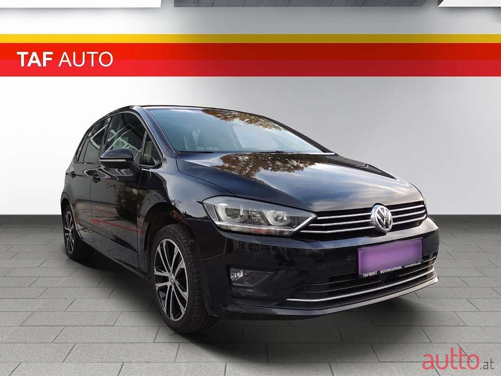 2016' Volkswagen Golf photo #1