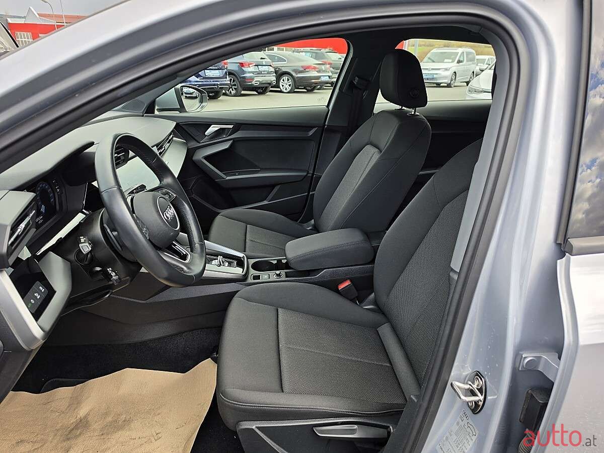2022' Audi A3 photo #6