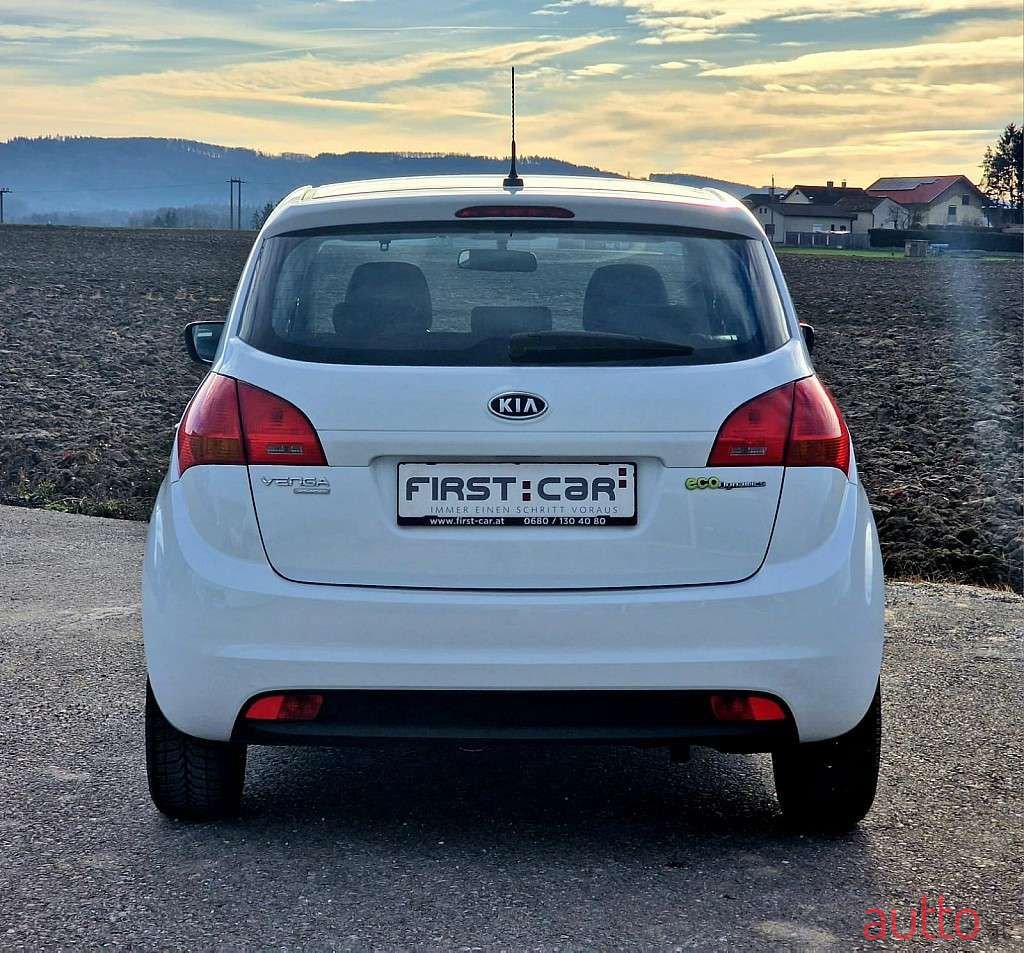 2013' Kia Venga photo #4