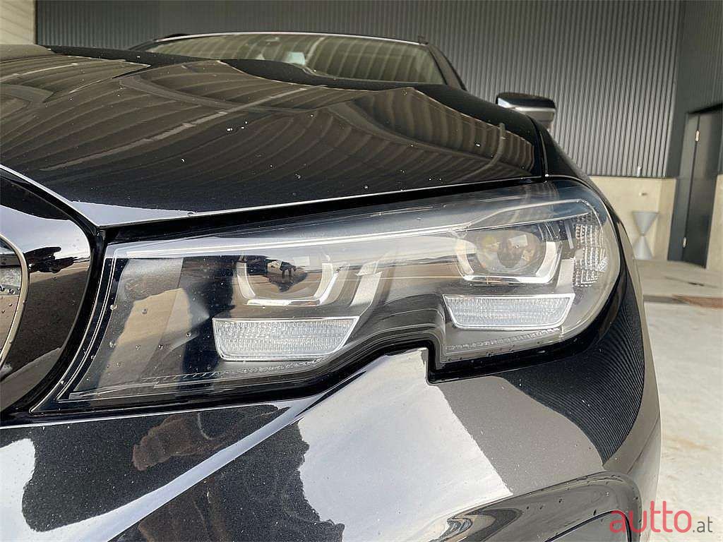 2022' BMW 3Er-Reihe photo #3