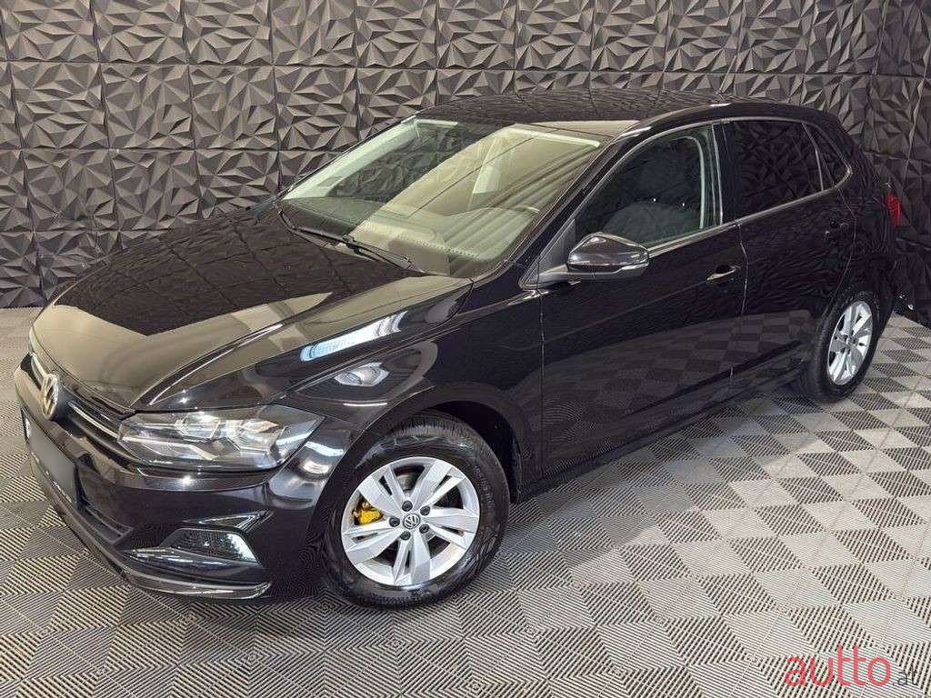 2019' Volkswagen Polo photo #3