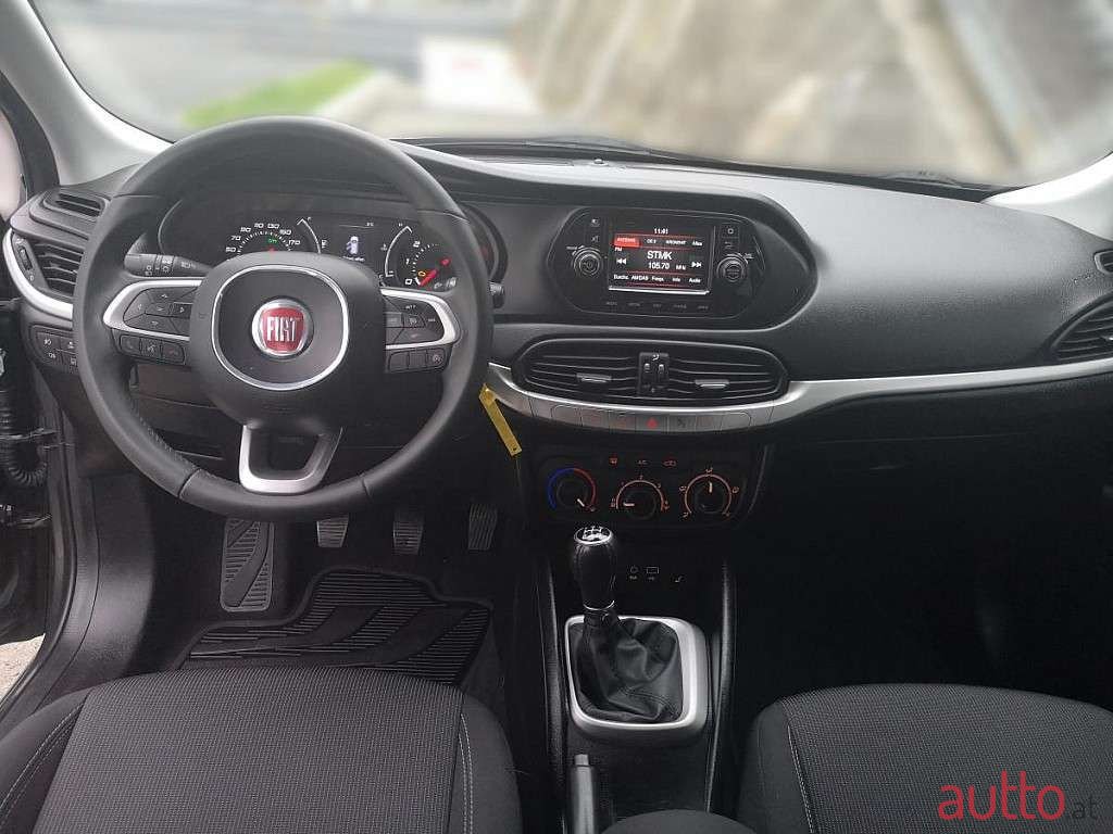 2016' Fiat Tipo photo #4