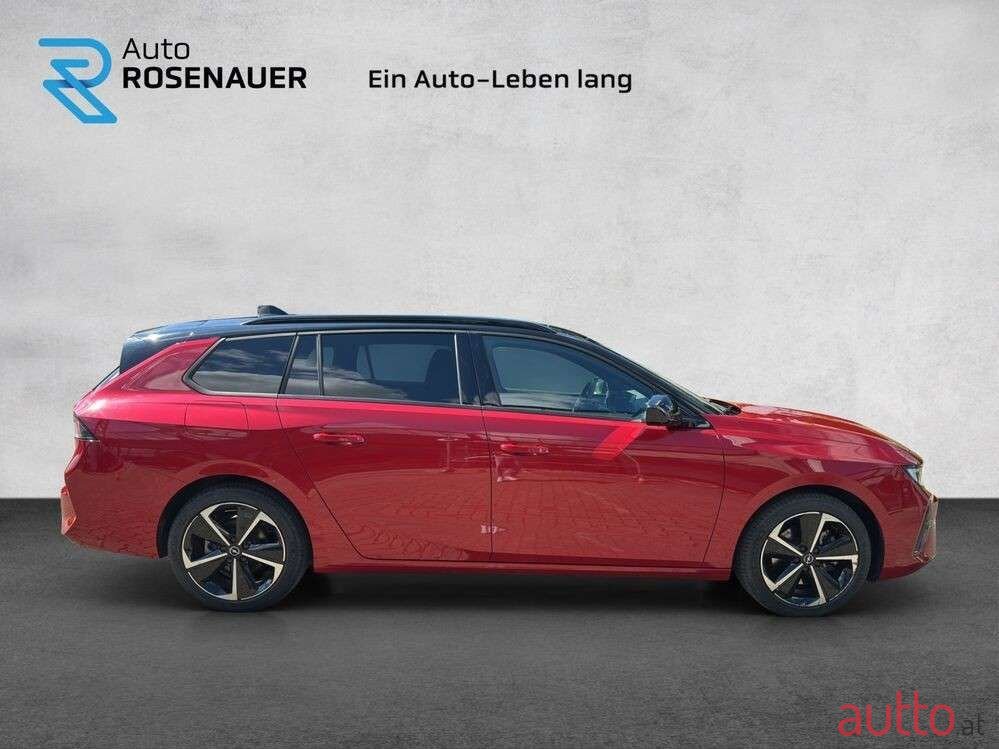 2024' Opel Astra photo #4