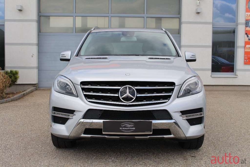 2013' Mercedes-Benz M-Klasse photo #2