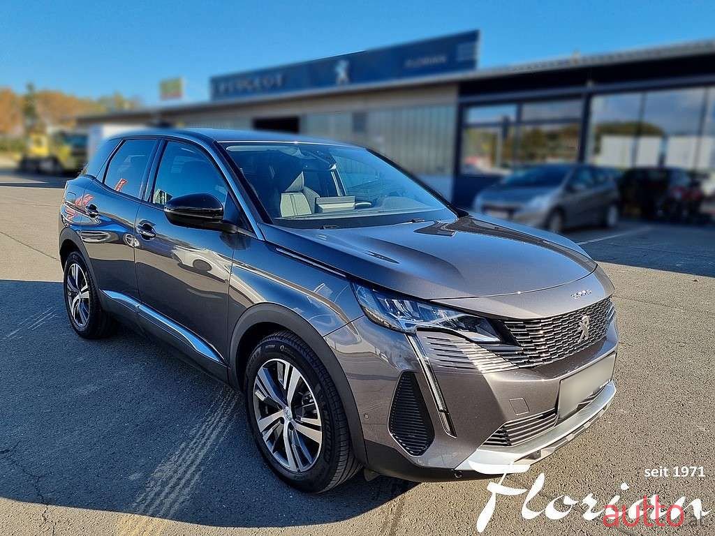 2022' Peugeot 3008 photo #4