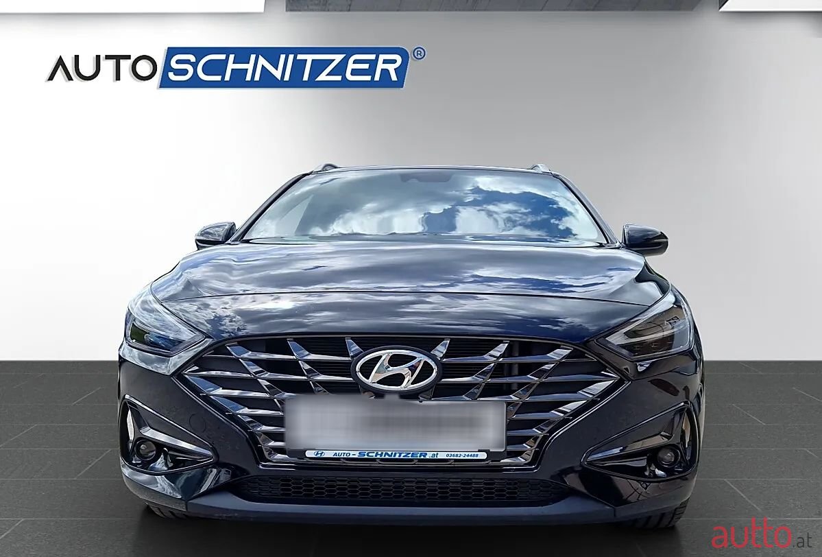 2021' Hyundai i30 photo #2