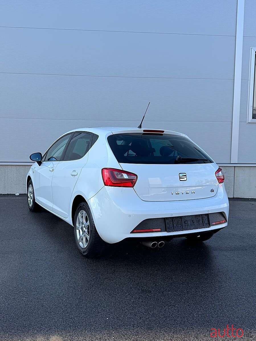 2016' SEAT Ibiza photo #5