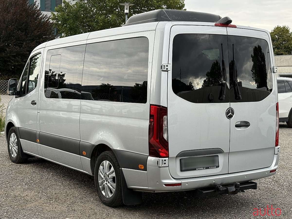 2019' Mercedes-Benz Sprinter photo #3