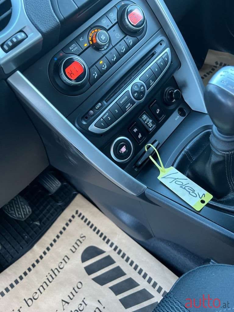 2009' Renault Koleos photo #6