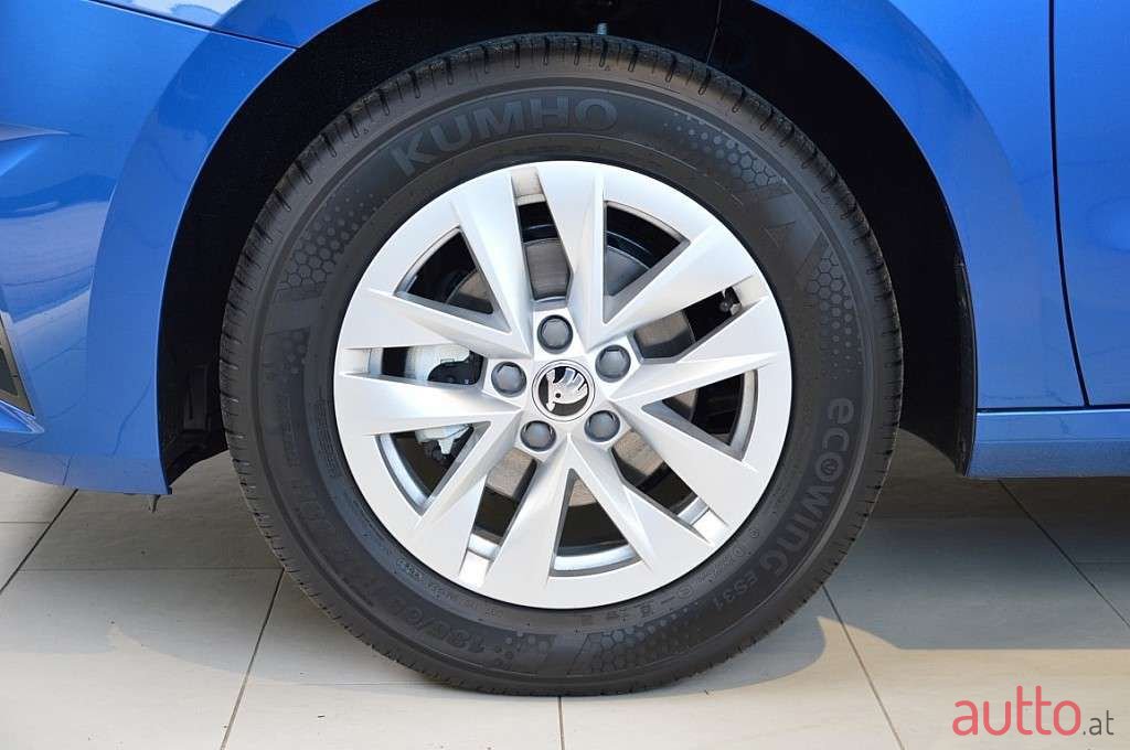 2022' Skoda Fabia photo #6