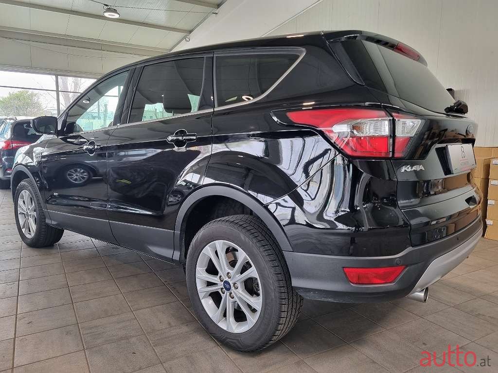 2018' Ford Kuga photo #3