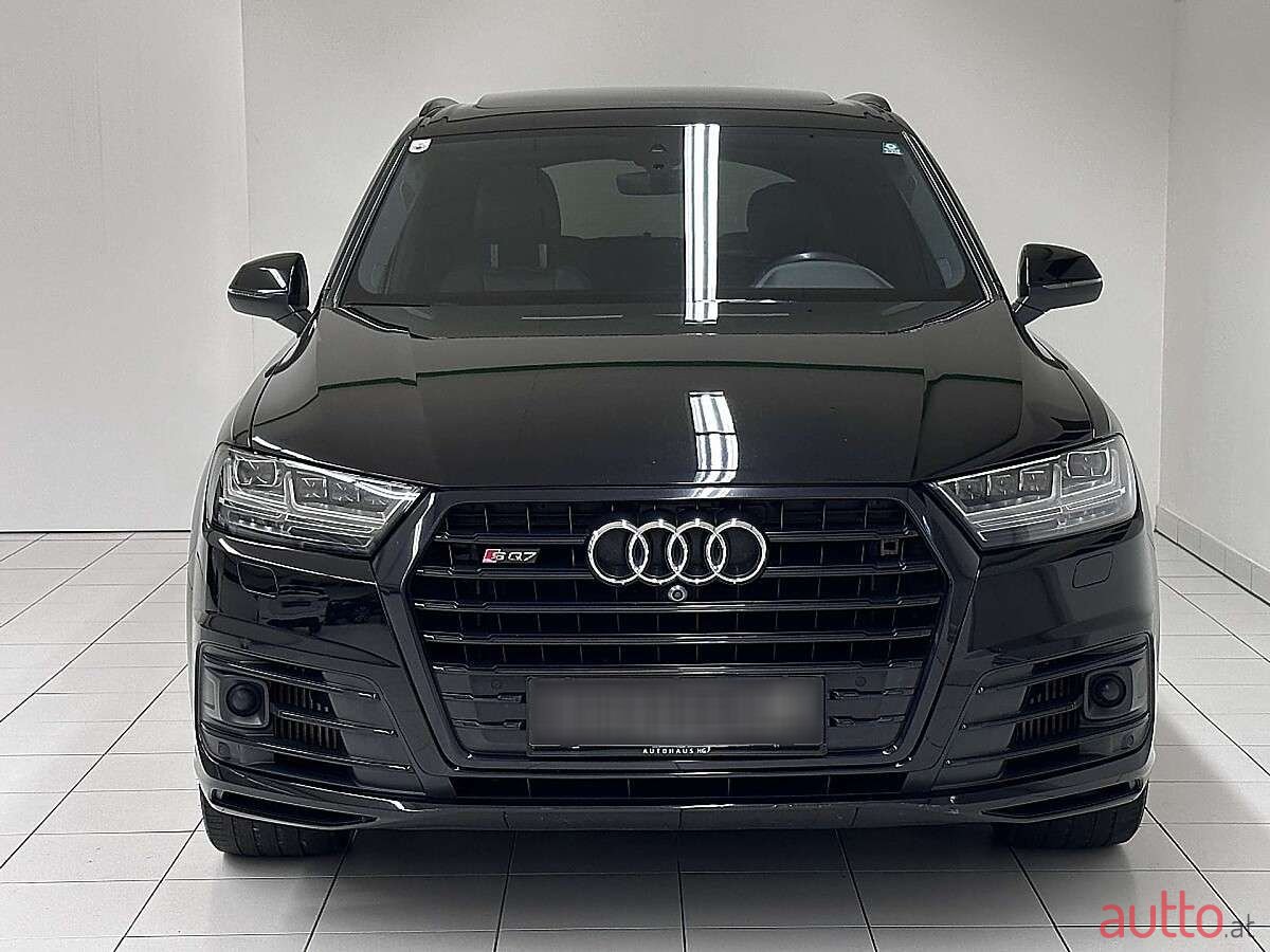 2018' Audi Q7 photo #2