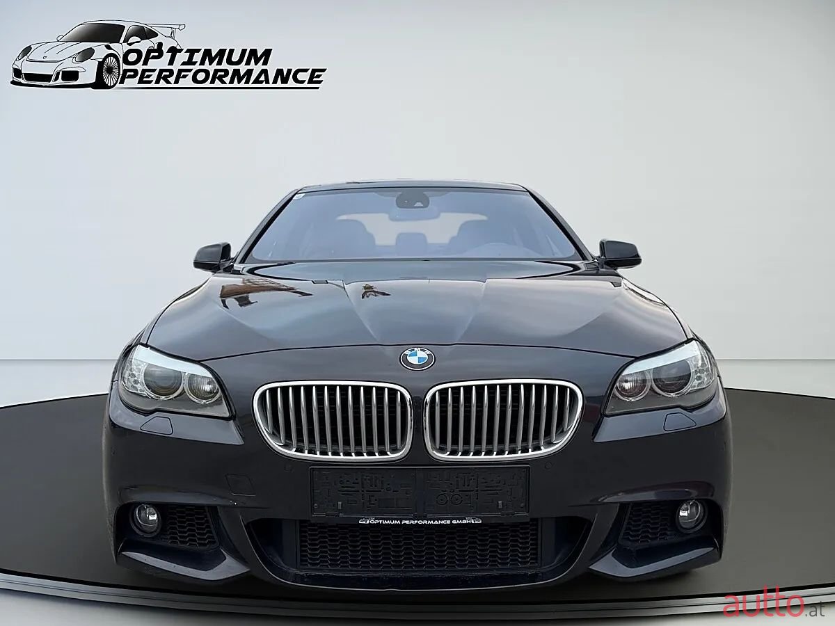 2011' BMW 5Er-Reihe photo #3