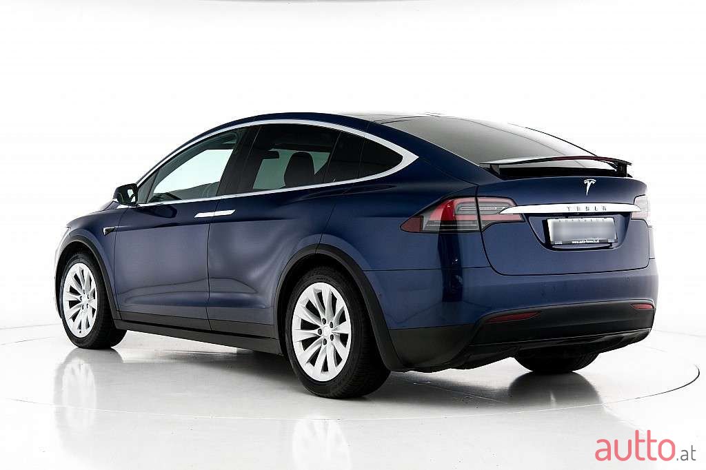 2018' Tesla Model X photo #3