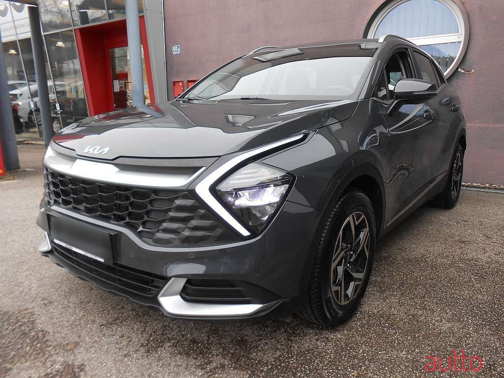 2022' Kia Sportage photo #2