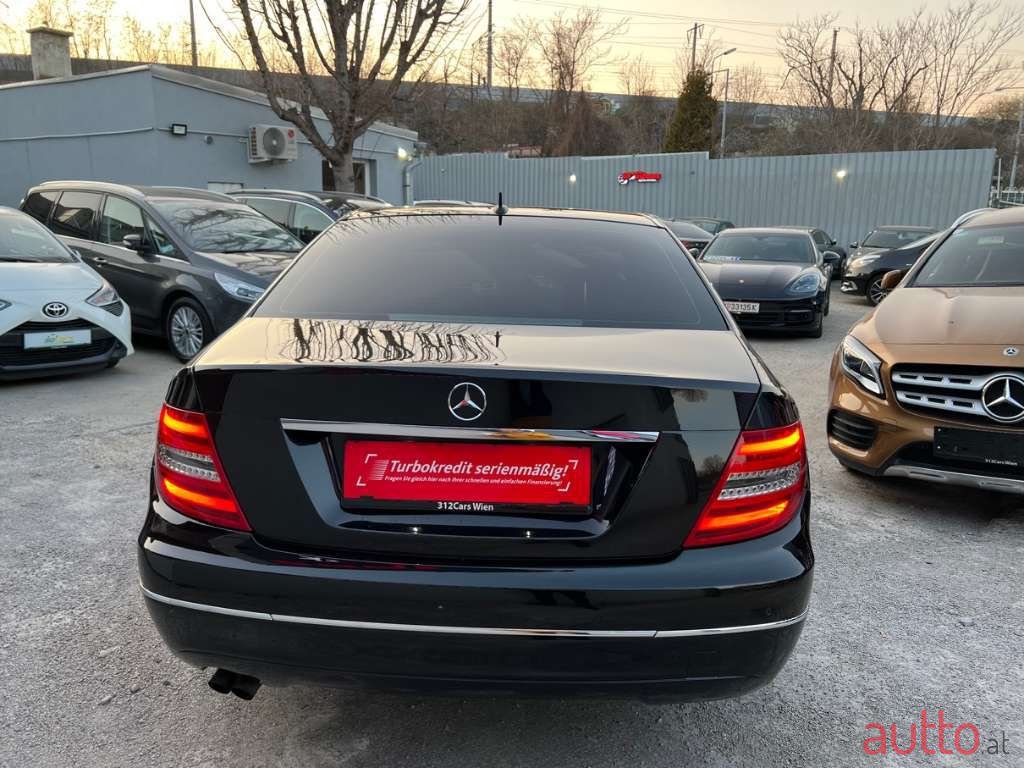 2012' Mercedes-Benz C-Klasse photo #4