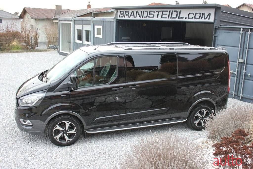2022' Ford Transit Custom photo #6