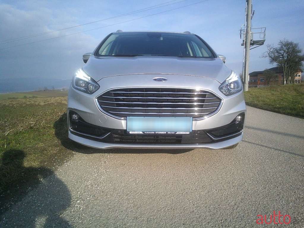 2022' Ford Galaxy photo #2