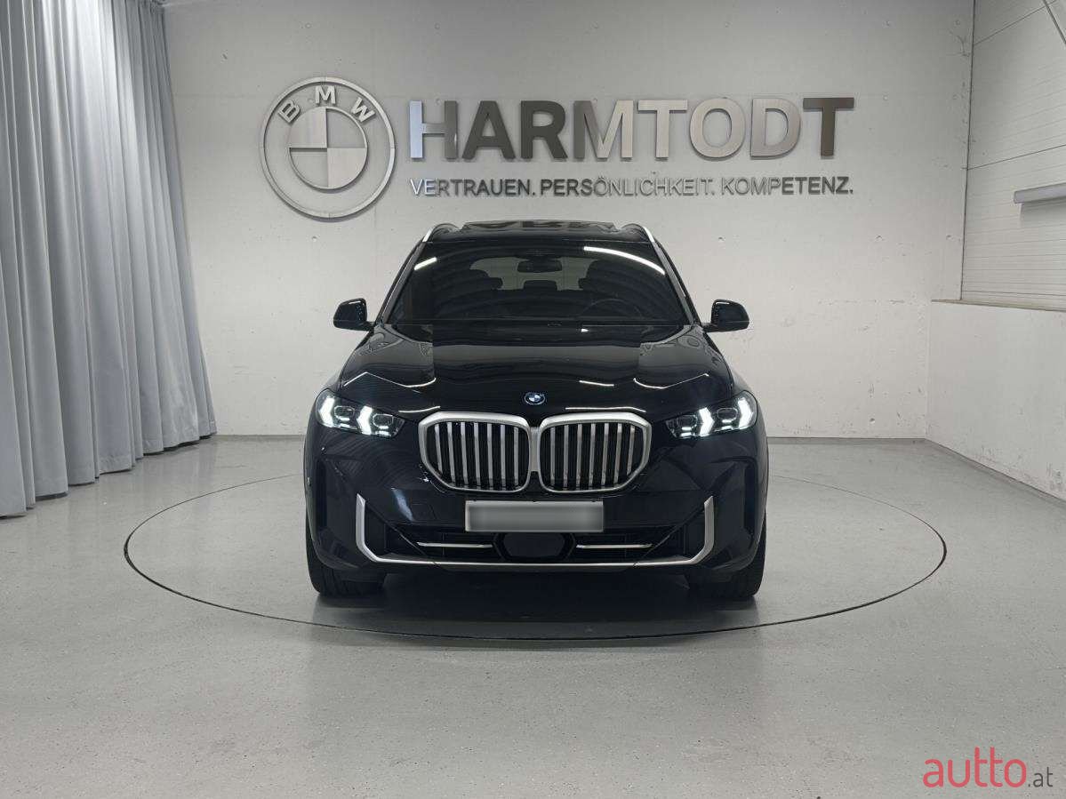 2023' BMW X5 photo #5