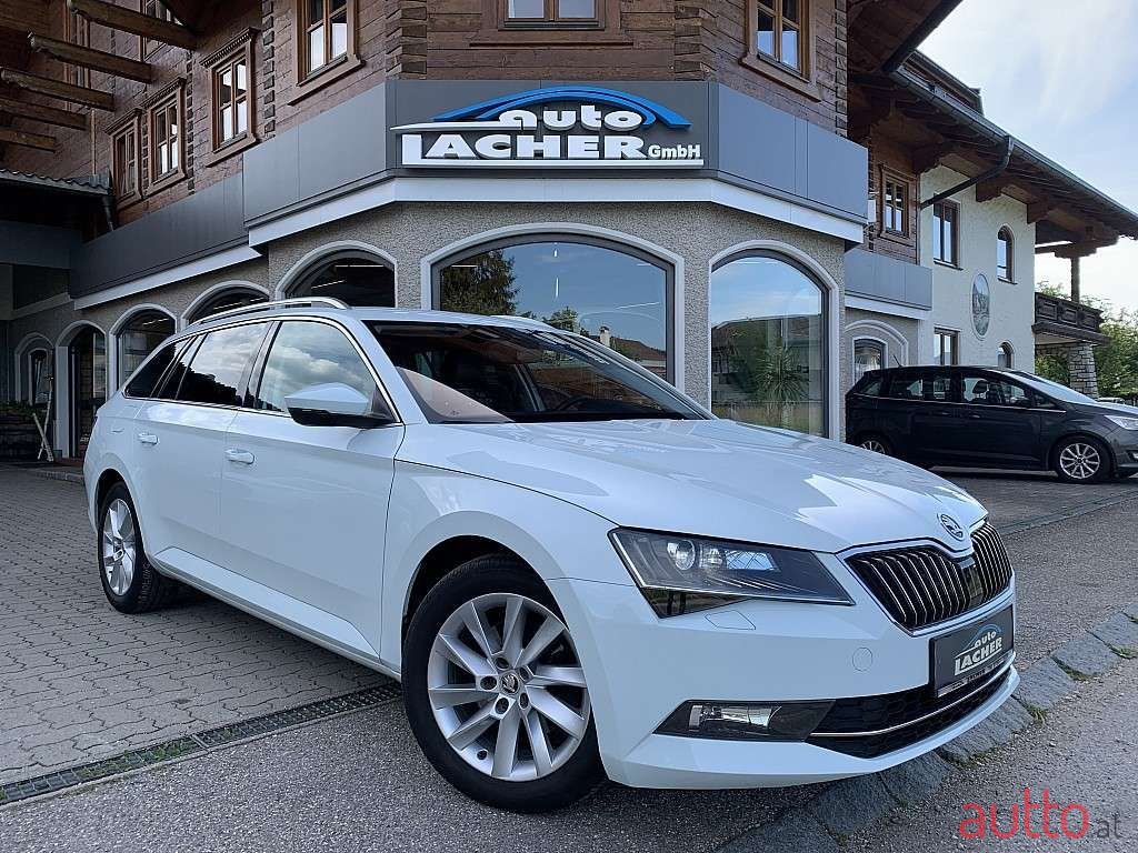 2018' Skoda Superb photo #1
