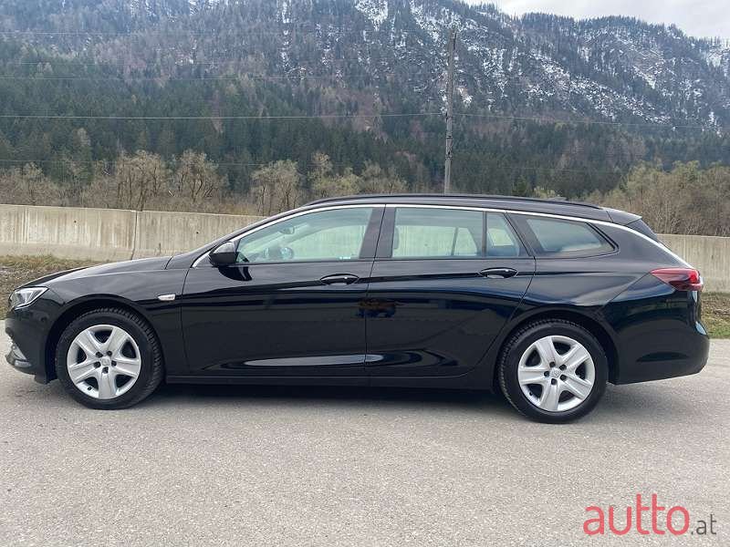 2018' Opel Insignia photo #4