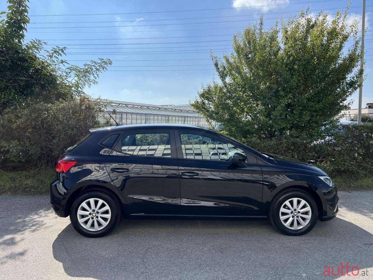 2021' SEAT Ibiza photo #2