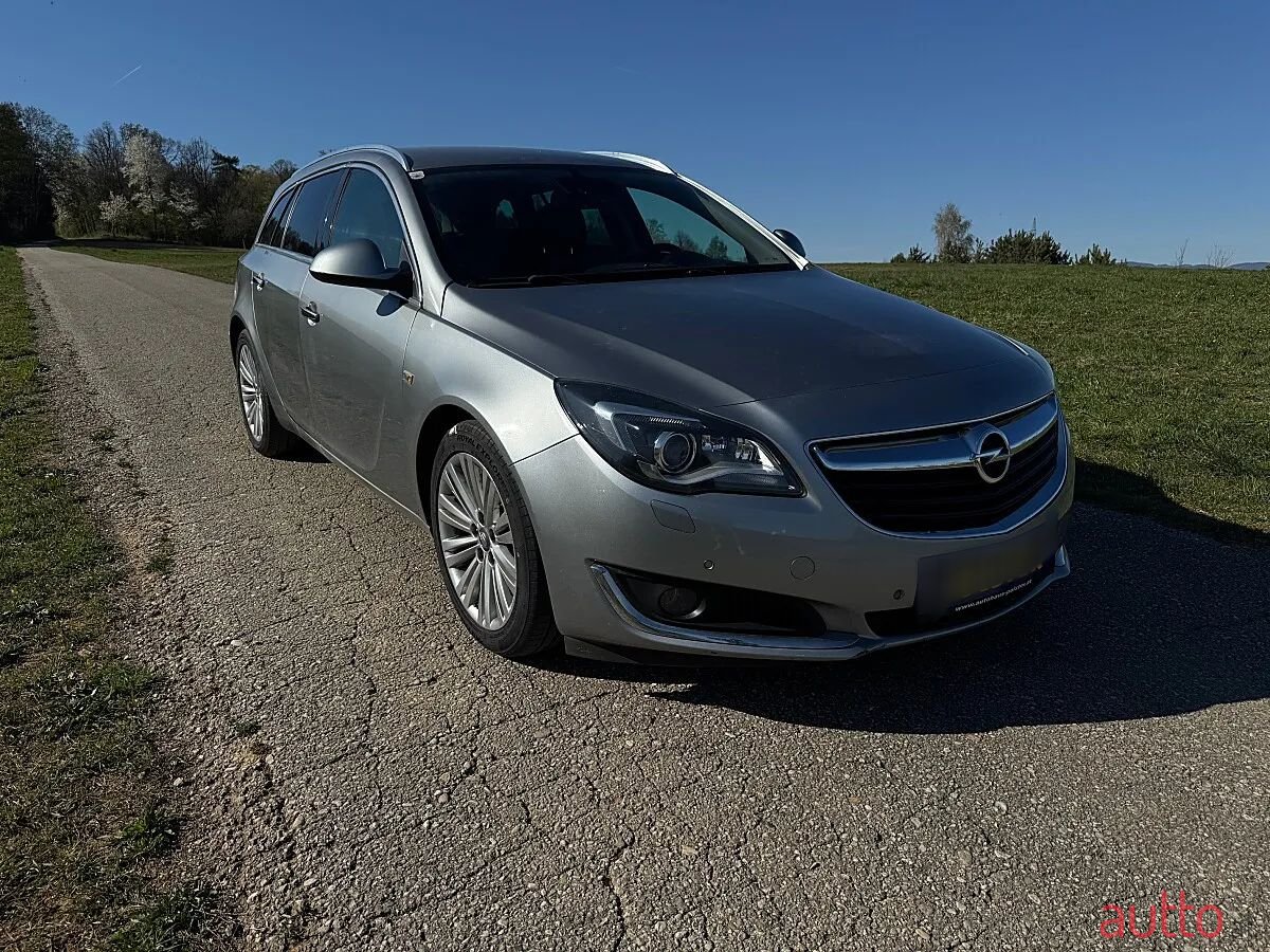 2015' Opel Insignia photo #3