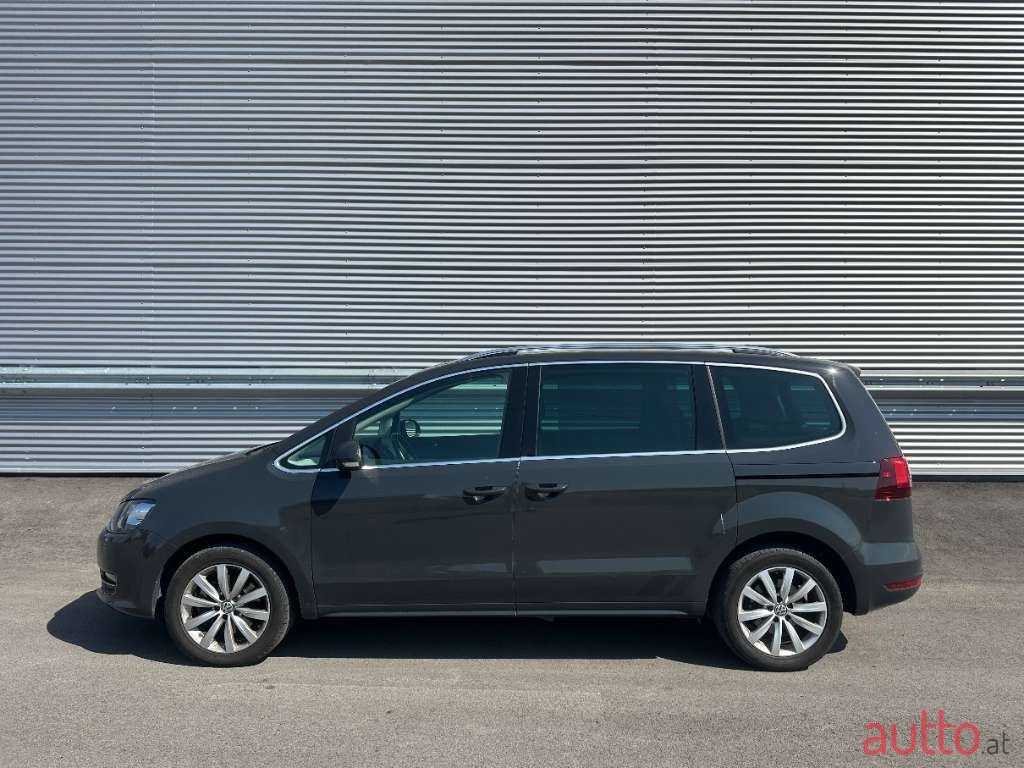 2018' Volkswagen Sharan photo #4