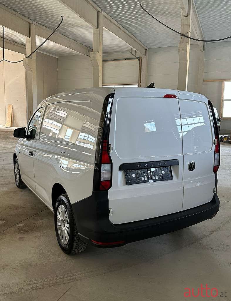 2022' Volkswagen Caddy photo #5