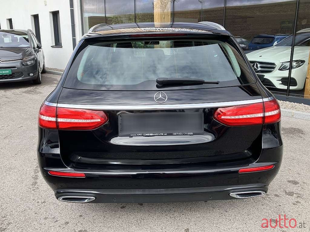 2020' Mercedes-Benz E-Klasse photo #4