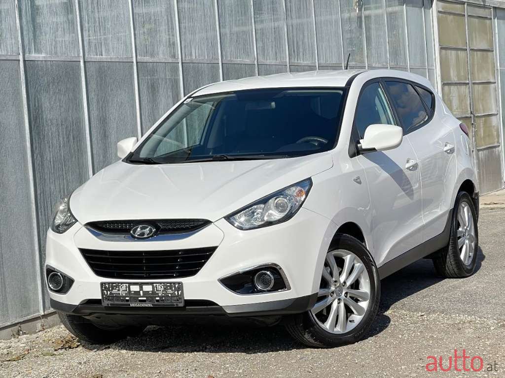 2011' Hyundai ix35 photo #4