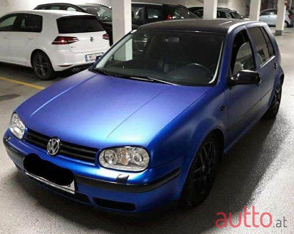 2001' Volkswagen Golf photo #2