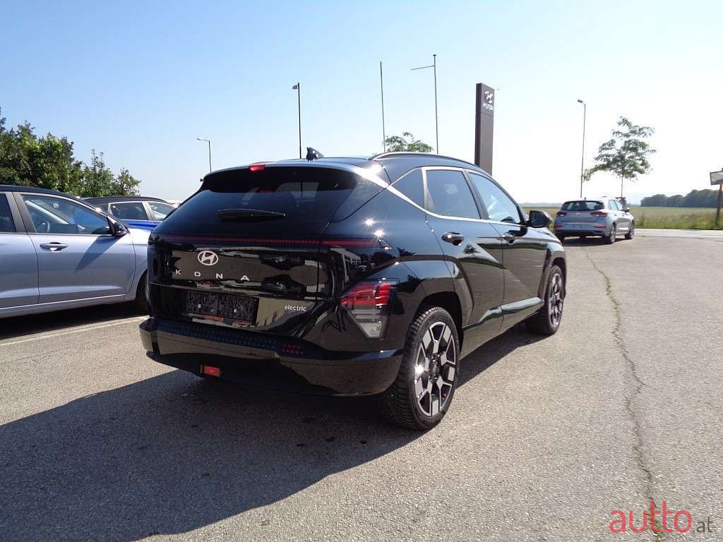 2024' Hyundai Kona photo #5