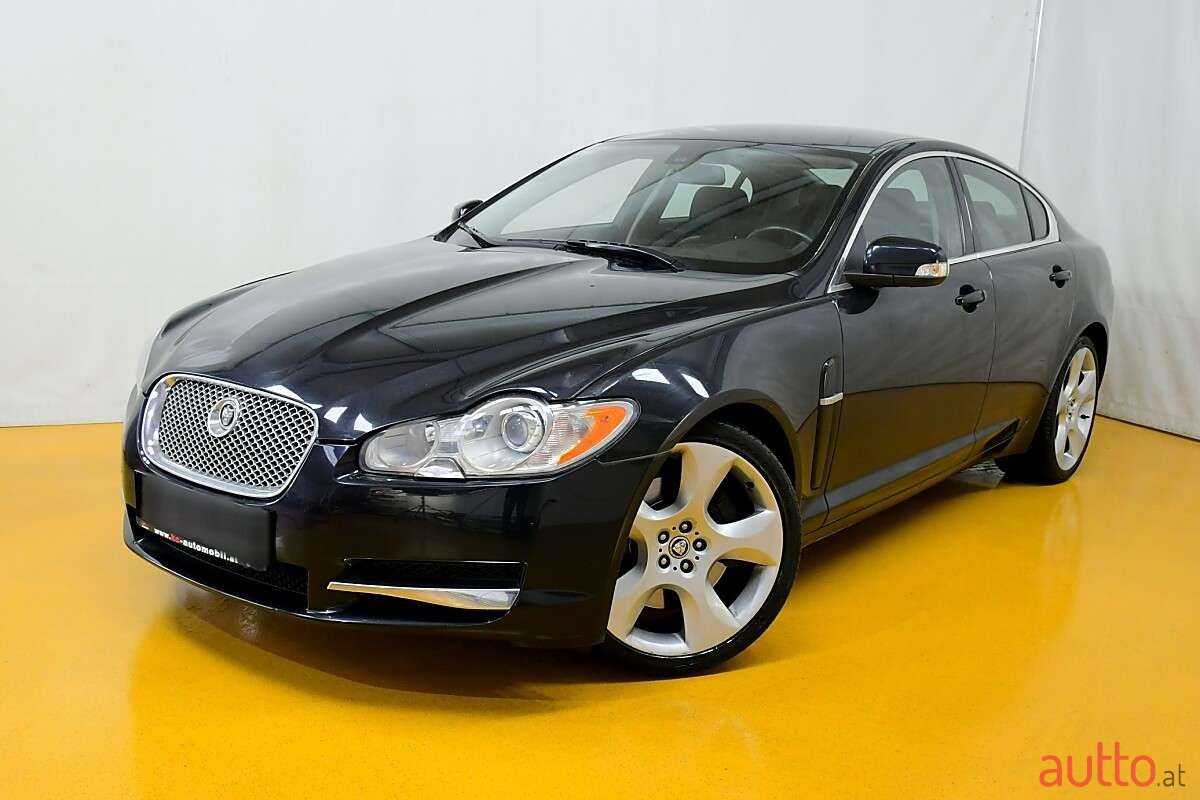 2008' Jaguar XF photo #2