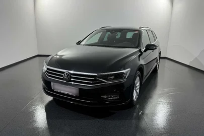 2022' Volkswagen Passat