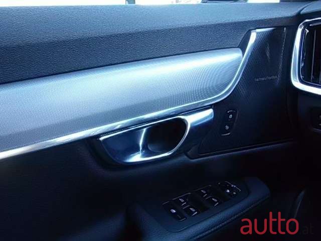 2021' Volvo S90 photo #4