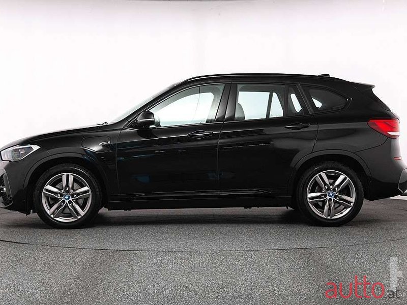 2022' BMW X1 photo #3