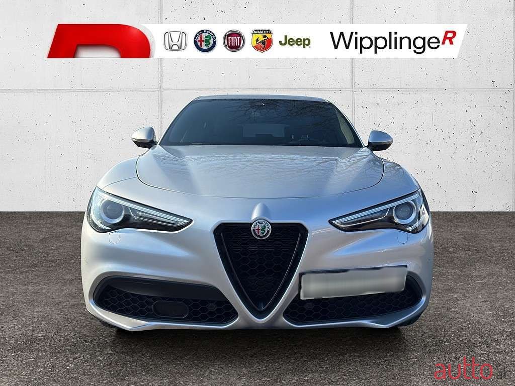 2020' Alfa Romeo Stelvio photo #2