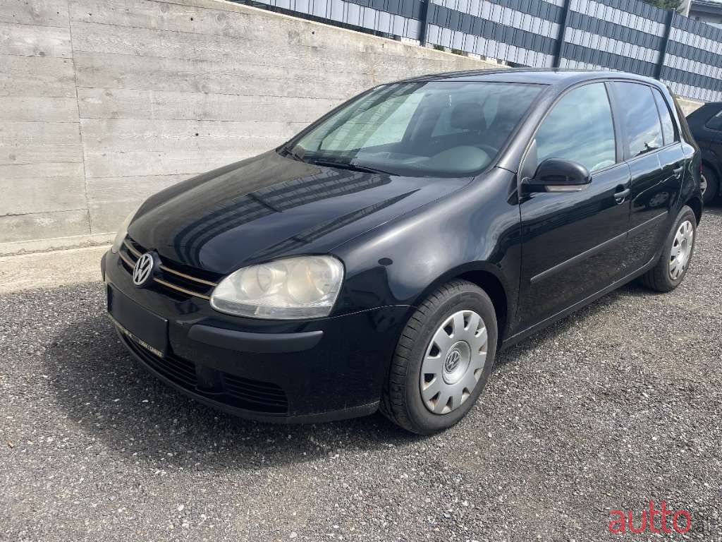 2007' Volkswagen Golf photo #2