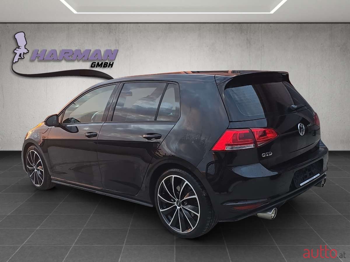 2014' Volkswagen Golf photo #5