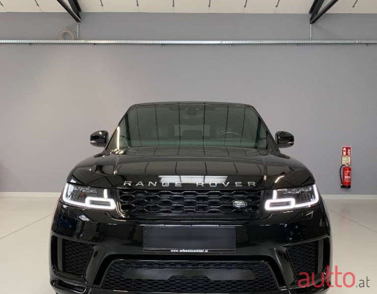 2018' Land Rover Range Rover Sport photo #1