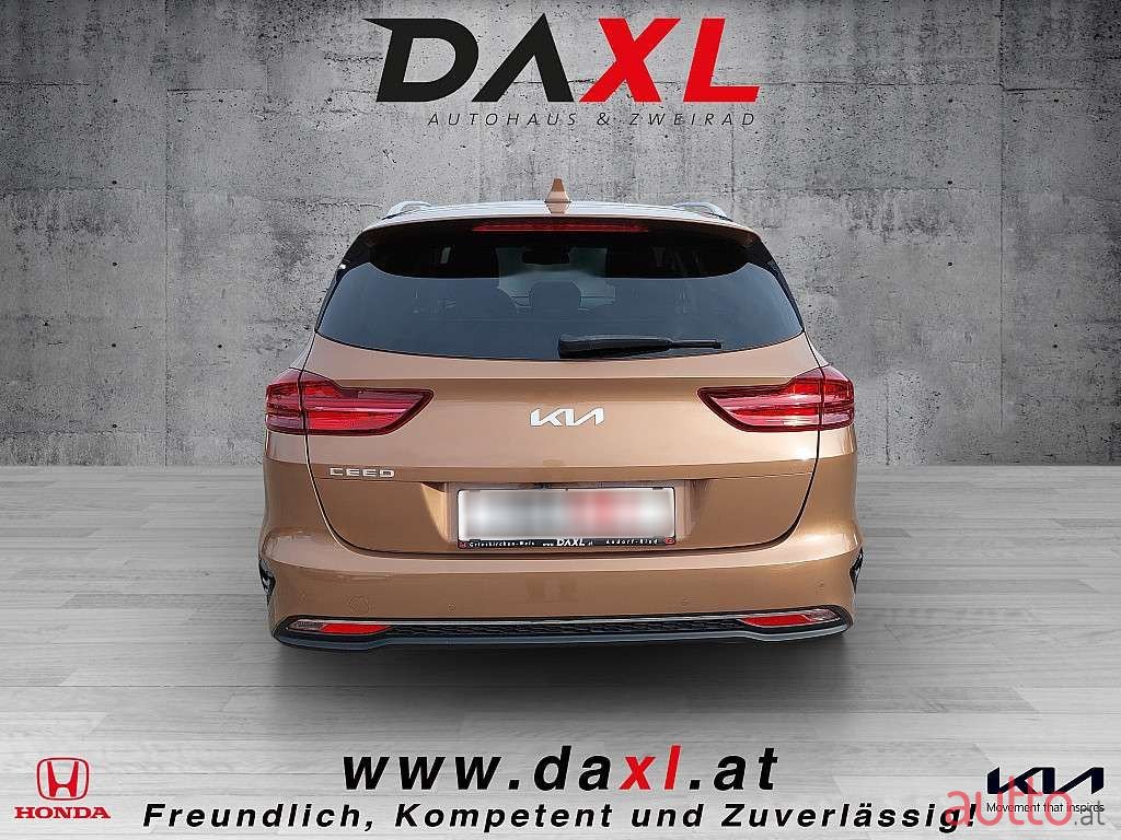 2021' Kia Ceed photo #5