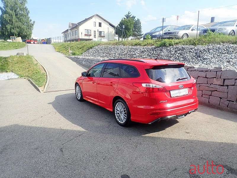 2013' Ford Focus photo #3