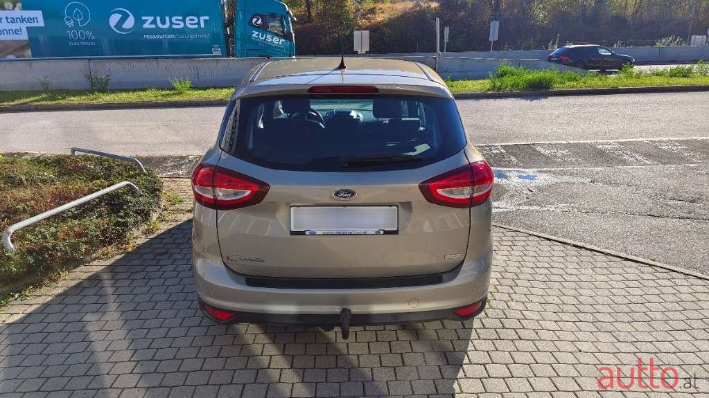 2015' Ford C-MAX photo #4