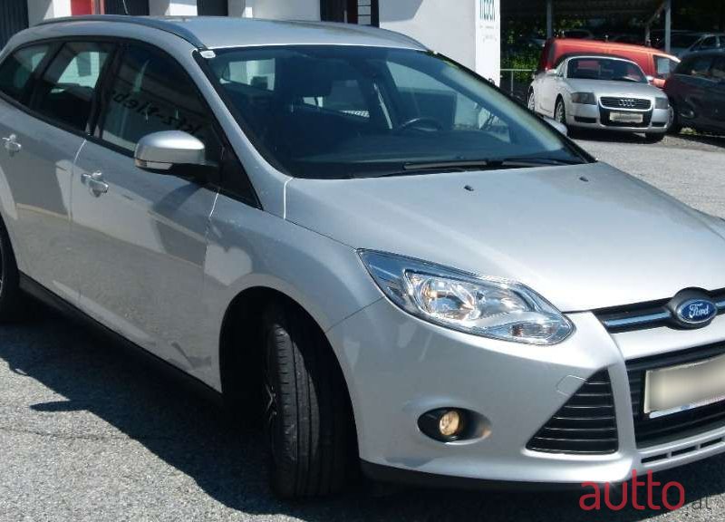2013' Ford Focus photo #4